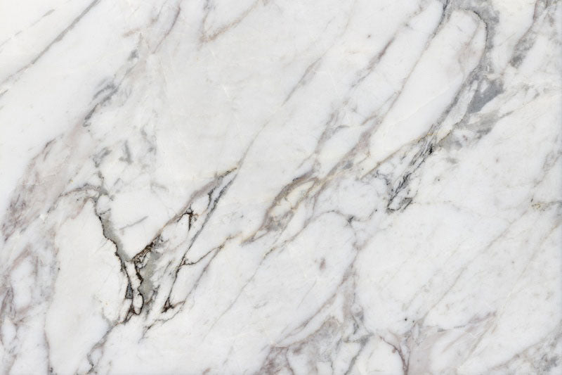 ARETI White Marmor bei Naturstein Tilmes – Strahlend weiß, robust & vielseitig. Perfekt für Badfliesen, Küchenfliesen & Wanddesign. Jetzt Angebot anfragen!

