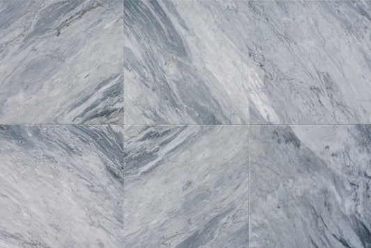 Naturstein Tilmes – Grigio Perla Kalkstein: Grauer Naturstein mit uniformer Struktur. Perfekt für großflächige Anwendungen. Jetzt Angebot anfragen!

