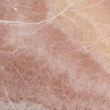 Giogaletta Onyx – Hochwertiger, transluzenter Naturstein mit feiner Maserung, ideal für luxuriöse Innenraumgestaltung.

