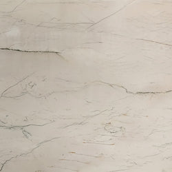 Mont Blanc Quarzit – Hochwertiger Naturstein mit einzigartiger Maserung, perfekt für luxuriöse Innenraumgestaltung.


