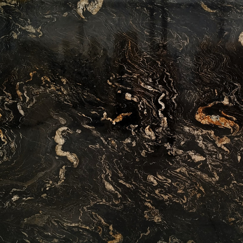 Titanium Granit – Hochwertiger Naturstein mit einzigartiger Maserung, ideal für moderne Innen- und Außenbereiche.

