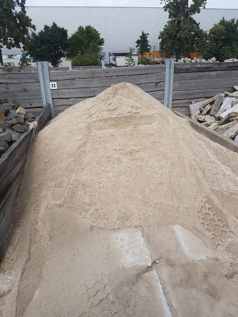 Pflasterkies 0-4 mm sand-bunt – Natürlich gerundeter Kies für Pflasterarbeiten und Bauprojekte